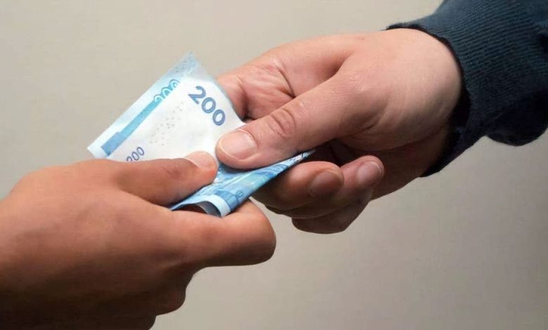 البيضاء.. الرقم الأخضر يطيح بموظف بمقاطعة الحي الحسني متلبسا بتلقي رشوة