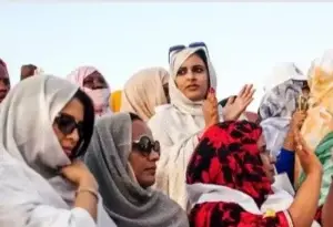 "سوق المطلقات" بموريتانيا.. نساء يحتفلن بالنهاية ويروّجن لبدايات جديدة