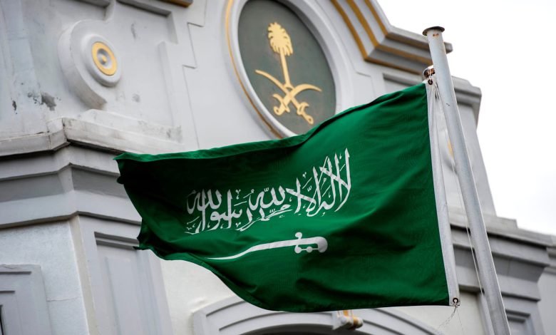 السعودية تعلن عن إجراء جديد يهم الأجانب