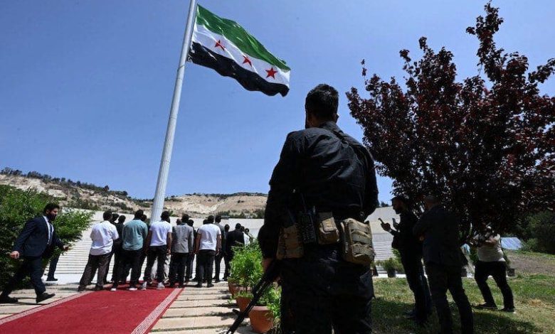 سوريا.. إطلاق سراح عناصر من نظام بشار الأسد