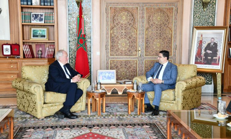 مباحثات بين بوريطة ورئيس مجموعة الصداقة فرنسا-المغرب بمجلس الشيوخ الفرنسي