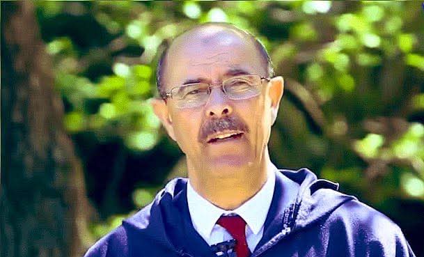 5 سنوات سجناً لبلغيث.. الجزائر تُحاكم الكلمة الحرة وتخرق دستورها