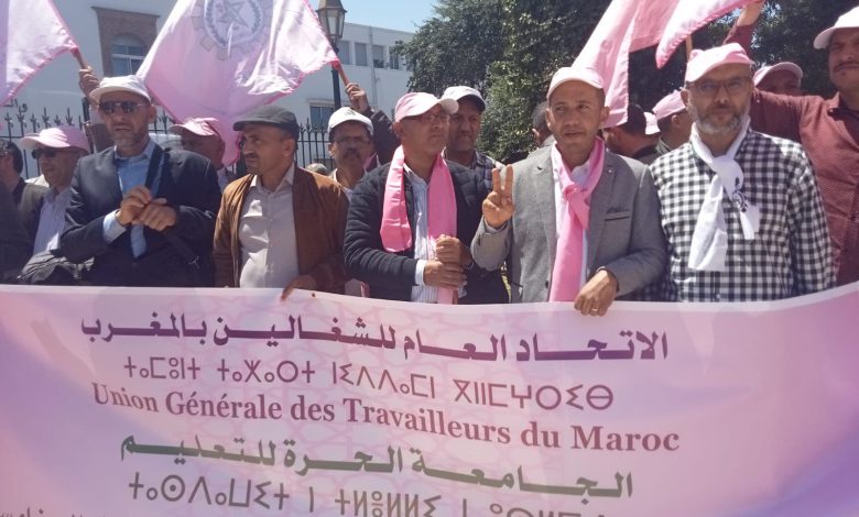 أزمة تكوينات مدارس الريادة.. الجامعة الحرة للتعليم تحذر من تقويض البرامج النضالية