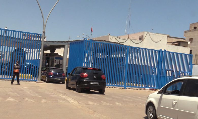 إغلاق غير متوقع يوقف تدفق الواردات والصادرات عبر معبر مليلية المحتلة