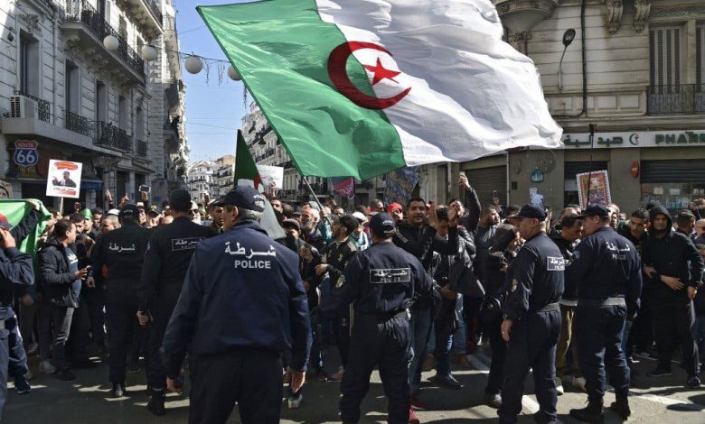 احتجاجات الجزائر