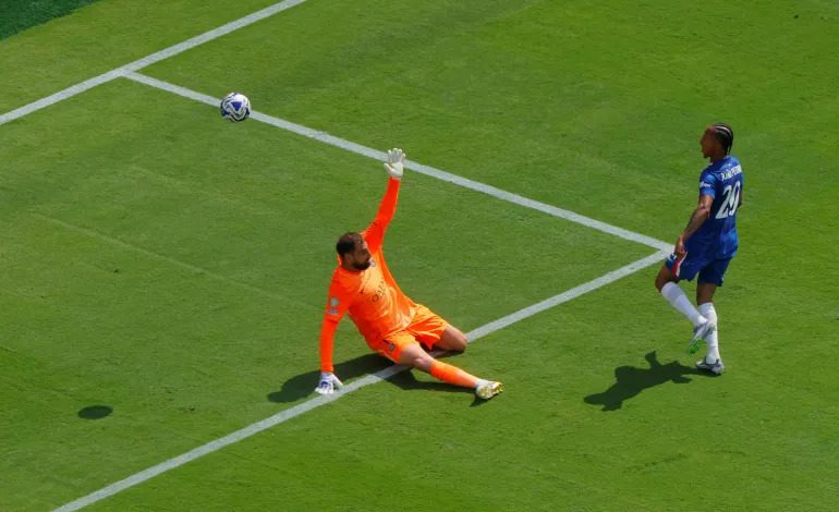 تشيلسي يُتوج بطلاً لكأس العالم للأندية بعد ثلاثية في شباك باريس