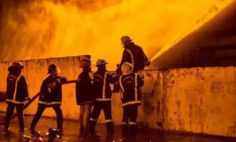 فاجعة في العراق.. مصرع 69 شخصاً في حريق مهول داخل مركز تجاري بالكوت
