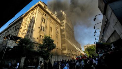 مصر.. تجدد اندلاع النيران في سنترال رمسيس بالقاهرة